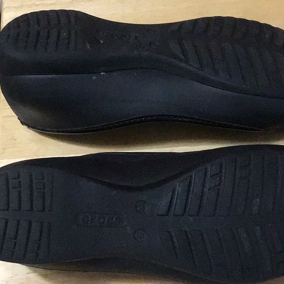 Crocs - Picture 3 of 4